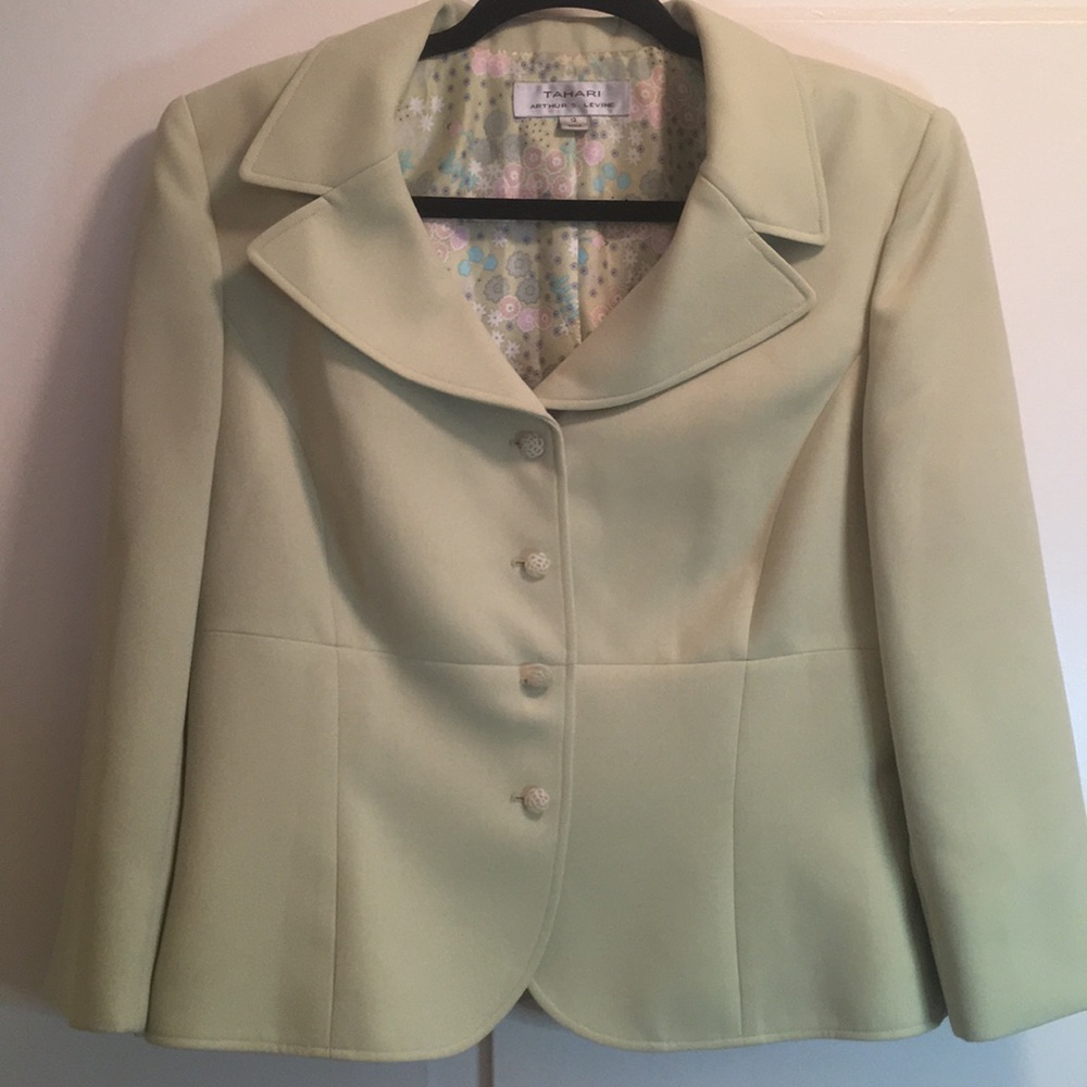 Tahari Mint green 4 floral button blazer size 12